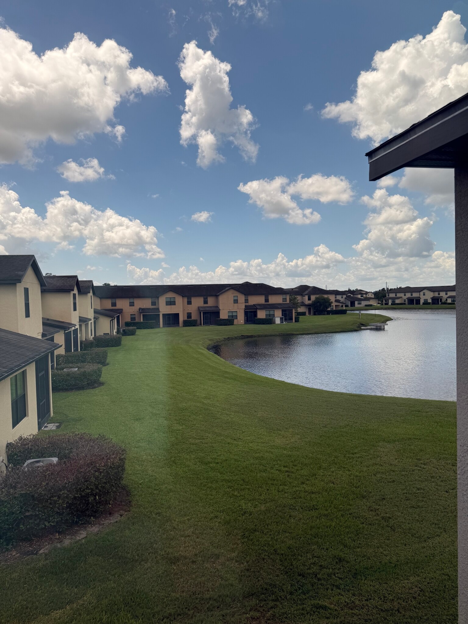Building Photo - 2259 Seven Oaks Dr