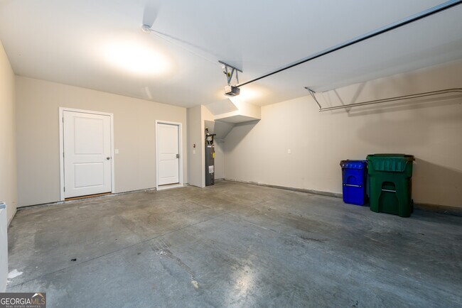 Building Photo - 3285 Park Pointe Cir