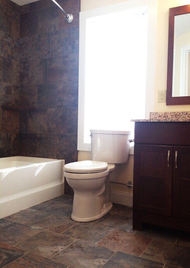 Building Photo - 54 North St