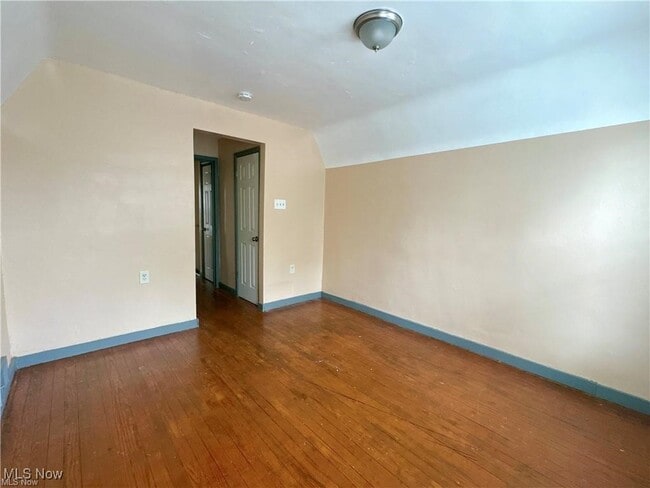 Building Photo - 993 Concord Ave