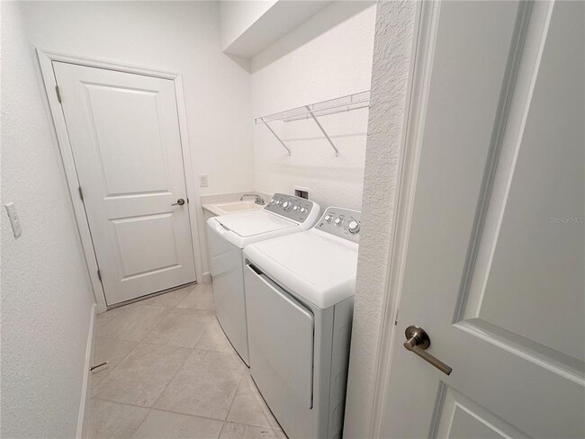 Building Photo - 8577 St Kitts Cir