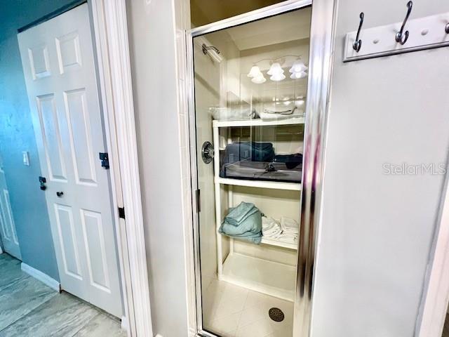 Building Photo - 2060 Matecumbe Key Rd