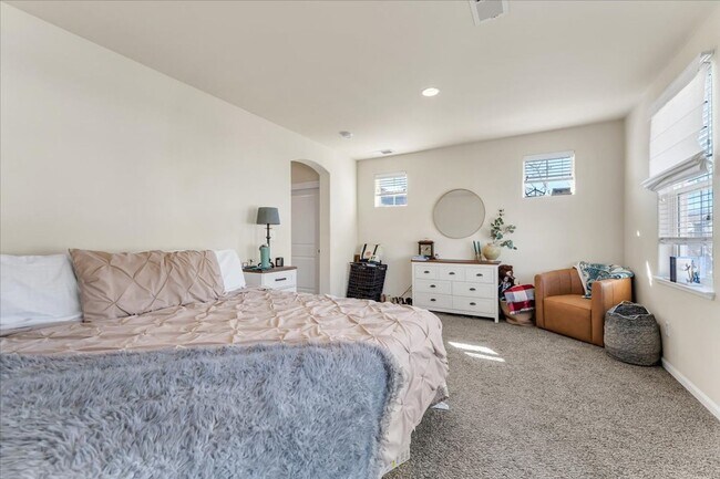 Building Photo - 7604 Stone Bluff Way