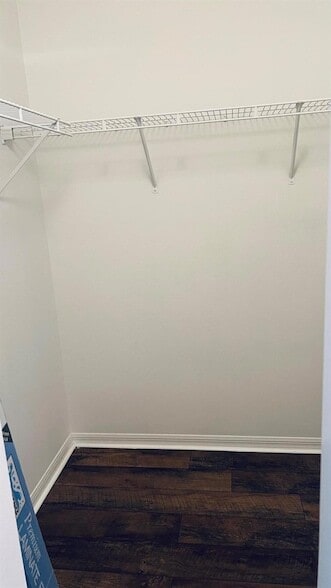 Building Photo - 2454 SE Garden Terrace