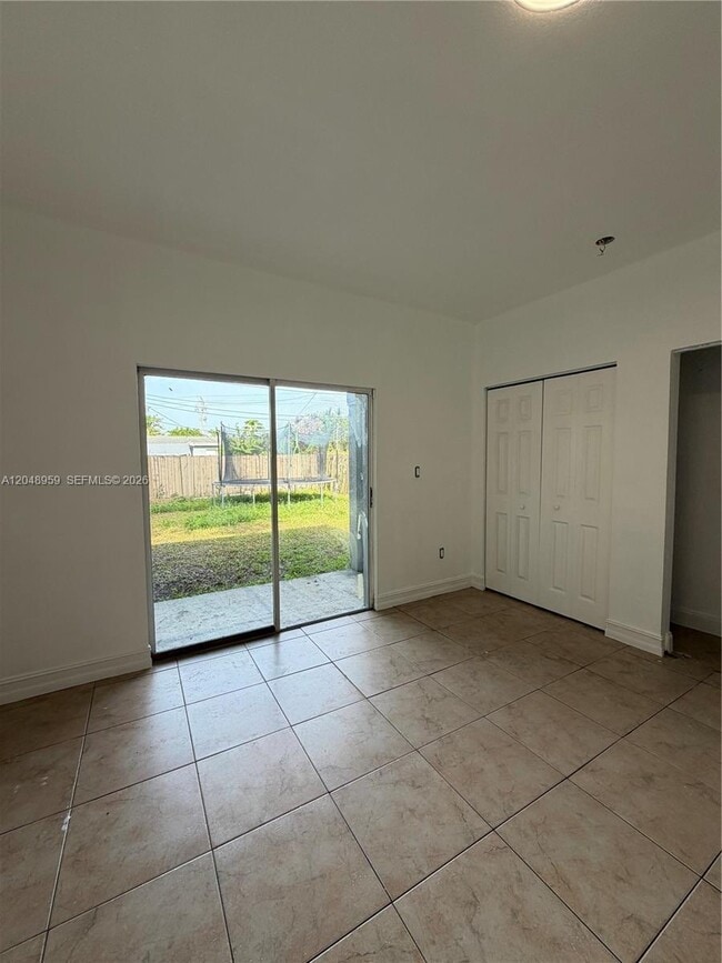 Building Photo - 22725 SW 125th Ave