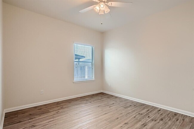 Building Photo - 137 Bufflehead Ln