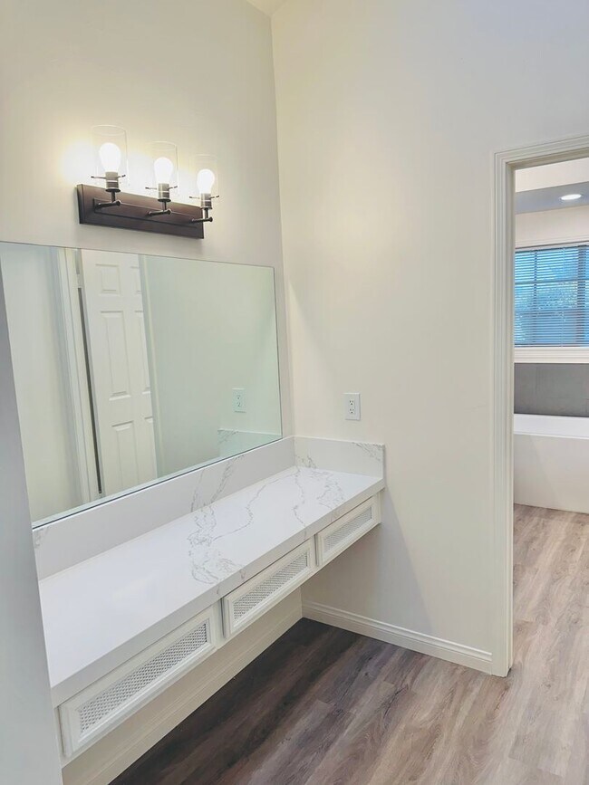 Building Photo - 3 bed single story home for rent  in  Shadowridge Community on the Greens