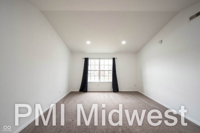 Building Photo - 18058 Cristin Way