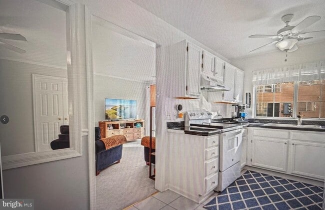 Building Photo - 1130 Huntmaster Terrace NE