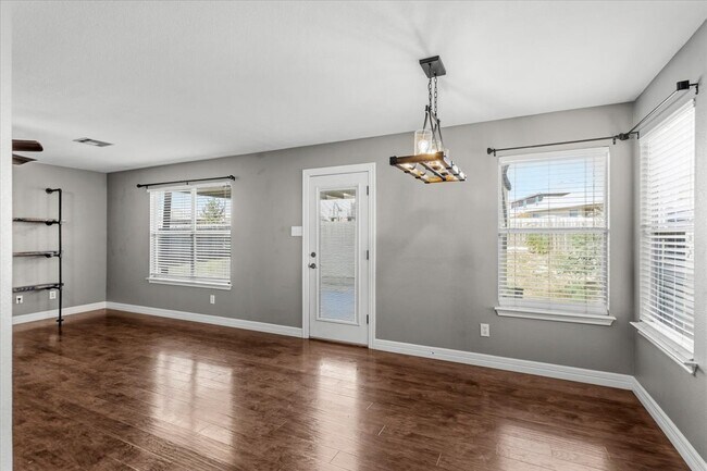 Building Photo - 208 Rock Hound Ln