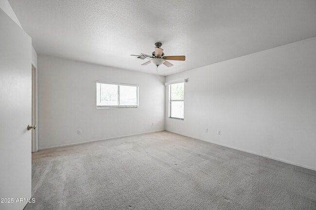 Building Photo - 3057 W Lucia Dr