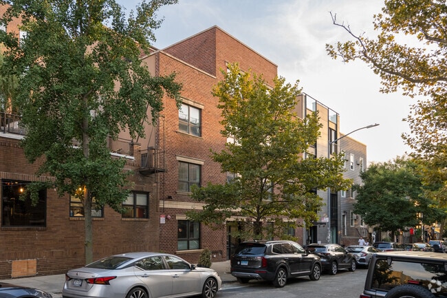 Building Photo - 36 Conselyea Street