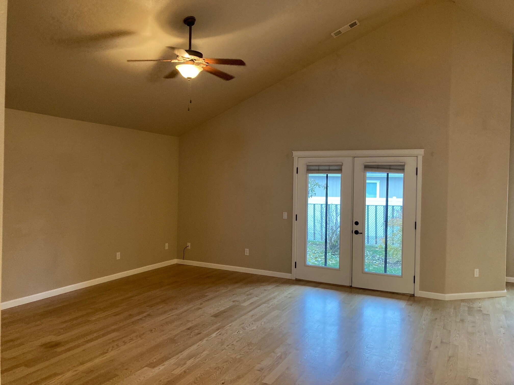 Living Room - 1023 Rainwood Ln
