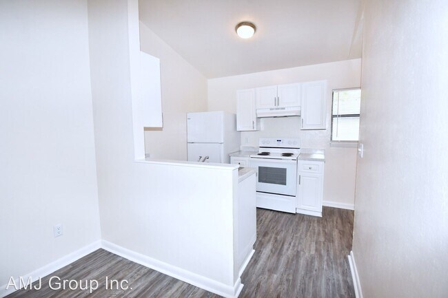 Building Photo - 6420 NW 25th Terrace