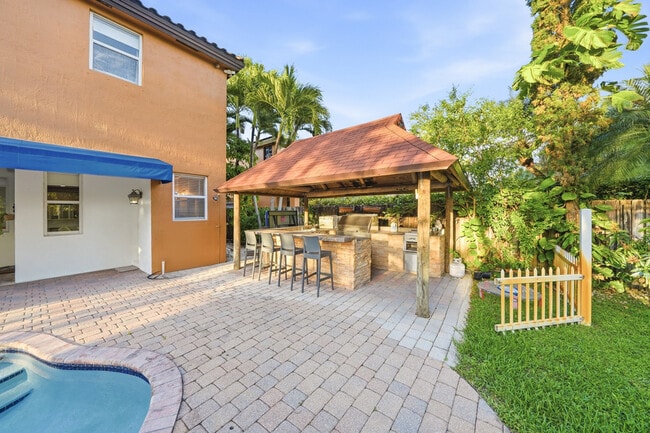 Building Photo - 16372 SW 62nd Ter