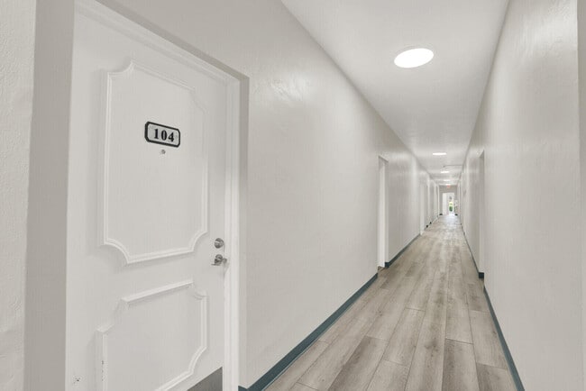 Building Photo - 299 SW 7th St