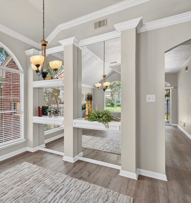 Building Photo - 4415 Echo Falls Dr