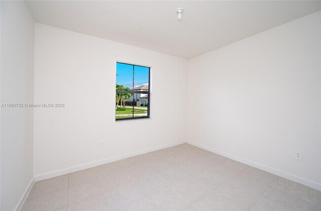 Building Photo - 11856 SW 241 Ter