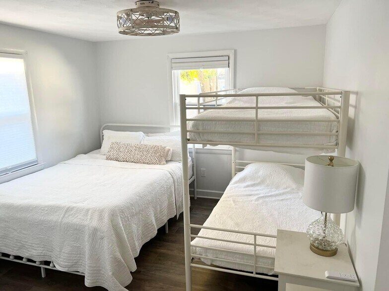 Bedroom 3 - 19 Hammock Pky