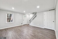 Building Photo - 2905 Wren Ct