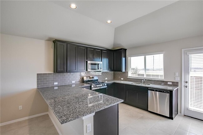 Building Photo - 2036 Mar Vista Ln