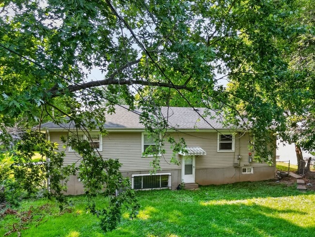 Building Photo - 2059 Wilbert Dr