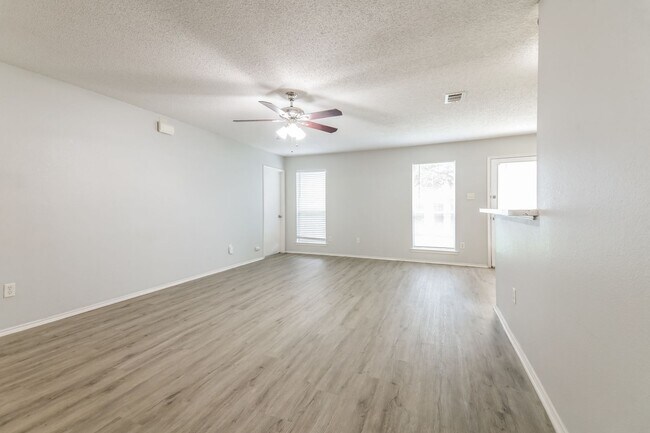 Building Photo - 3 BR/2BA | Newly Renovated Single Family Home | 1-Car Covered Parking | Gated backyard!