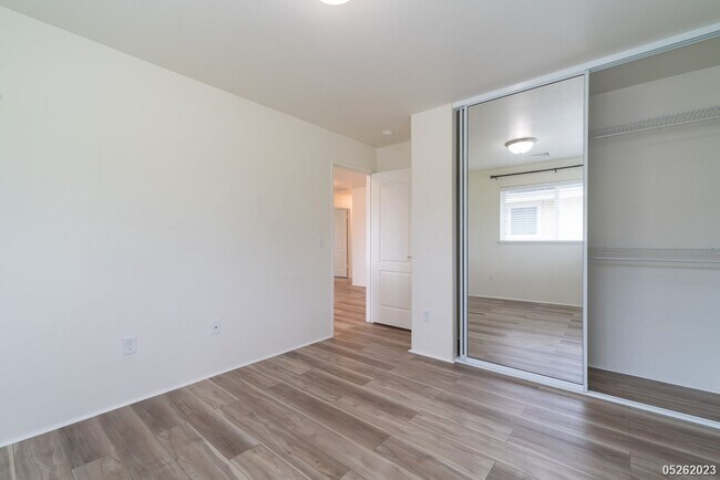 Building Photo - 4 Bed 2.5 Bath in Hoonani