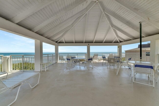 Building Photo - 1555 NE Ocean Blvd