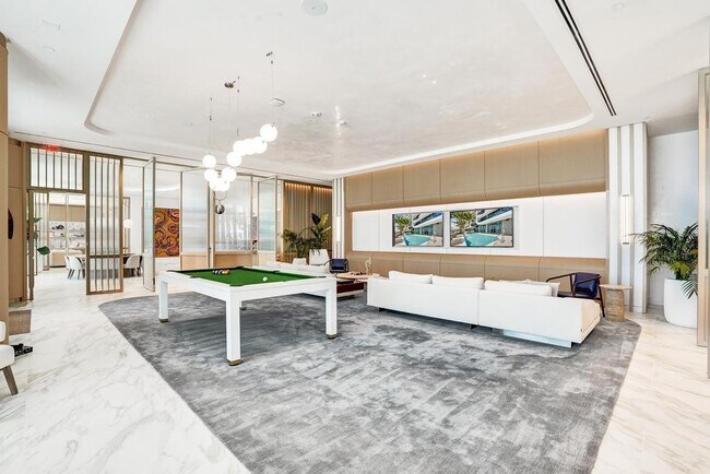 Building Photo - 900 N Ocean Blvd