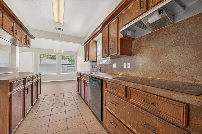 Building Photo - 9850 Sagebud Ln