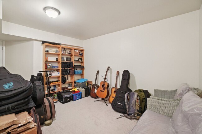 Building Photo - ocated in a sought-after community with to...
