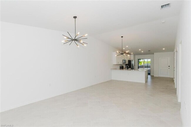 Building Photo - 5410 Double Eagle Cir