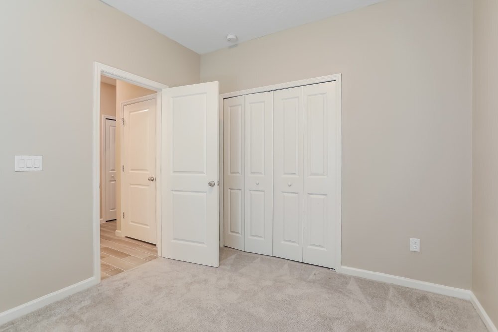 Building Photo - 6337 Bluff Ave