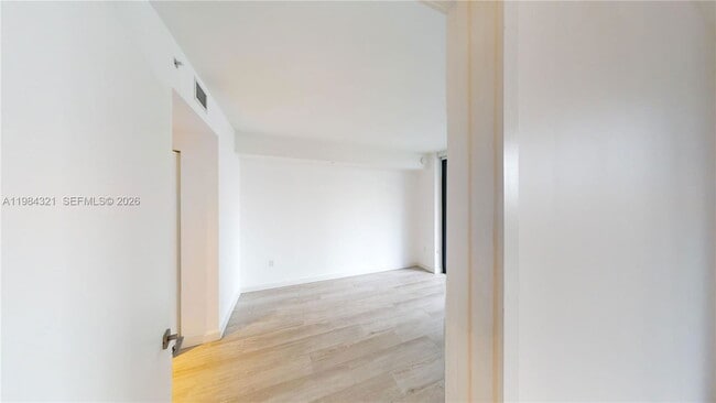 Building Photo - 55 SW 9th Ave