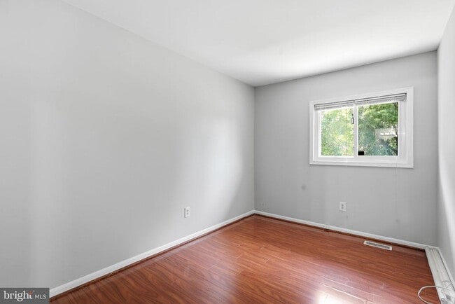 Building Photo - 1211 Springtide Pl