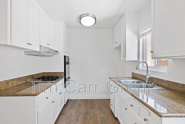 Building Photo - 271 16th Pl