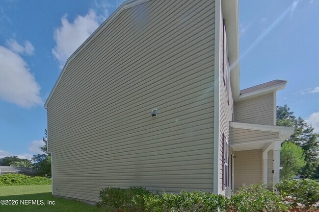 Building Photo - 73 Bruce Ln