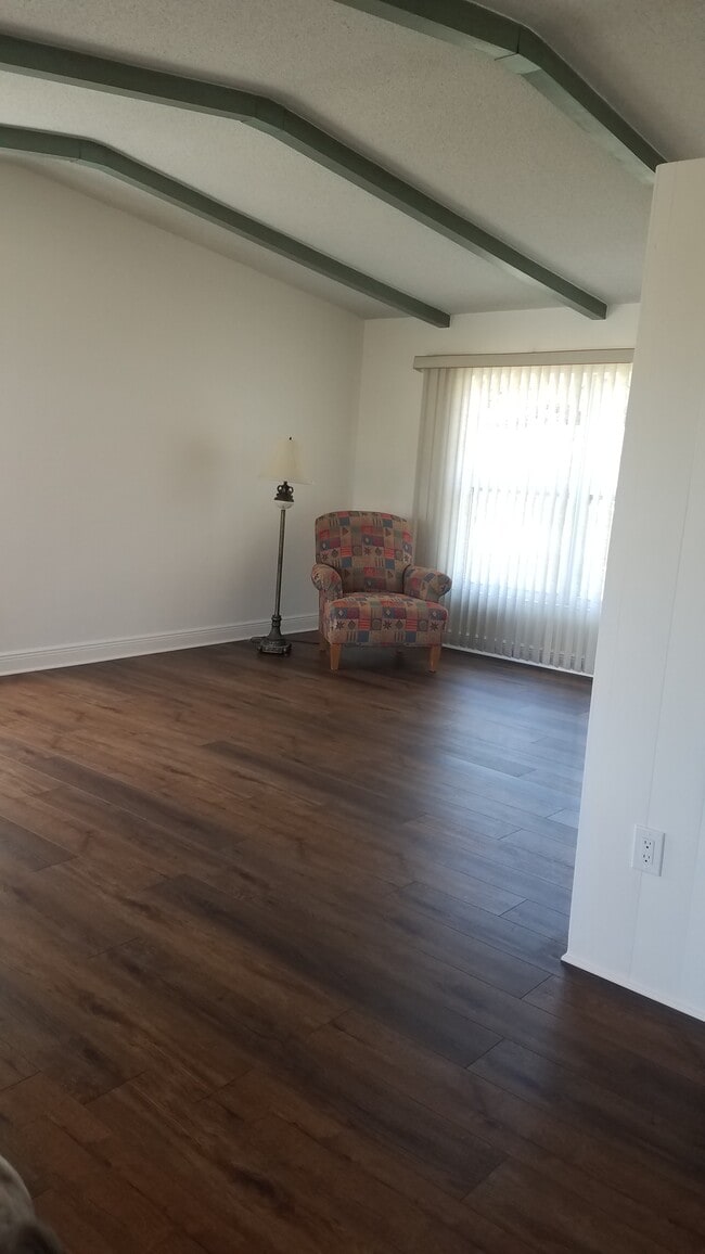 Building Photo - 15 N Neptune Ave