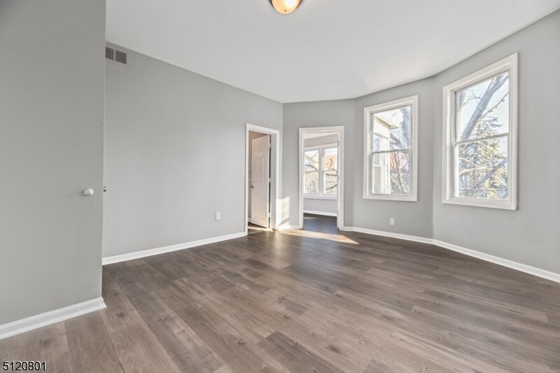 Building Photo - 49 Treacy Ave