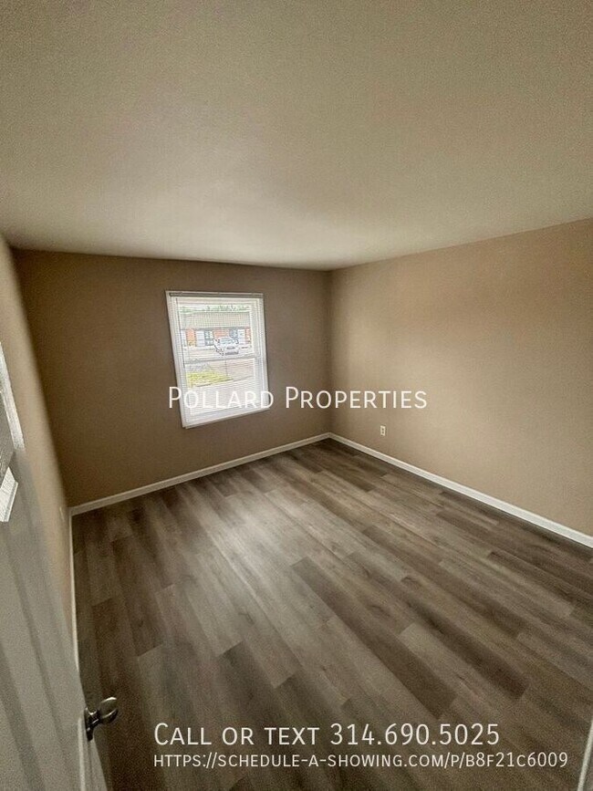 Building Photo - 13 Westwood Village