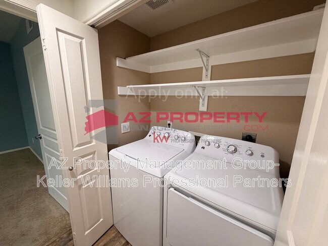 Building Photo - 20660 N 40th St