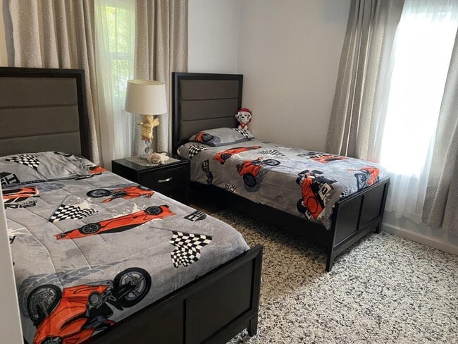 Building Photo - 5254 San Jacinto Pl