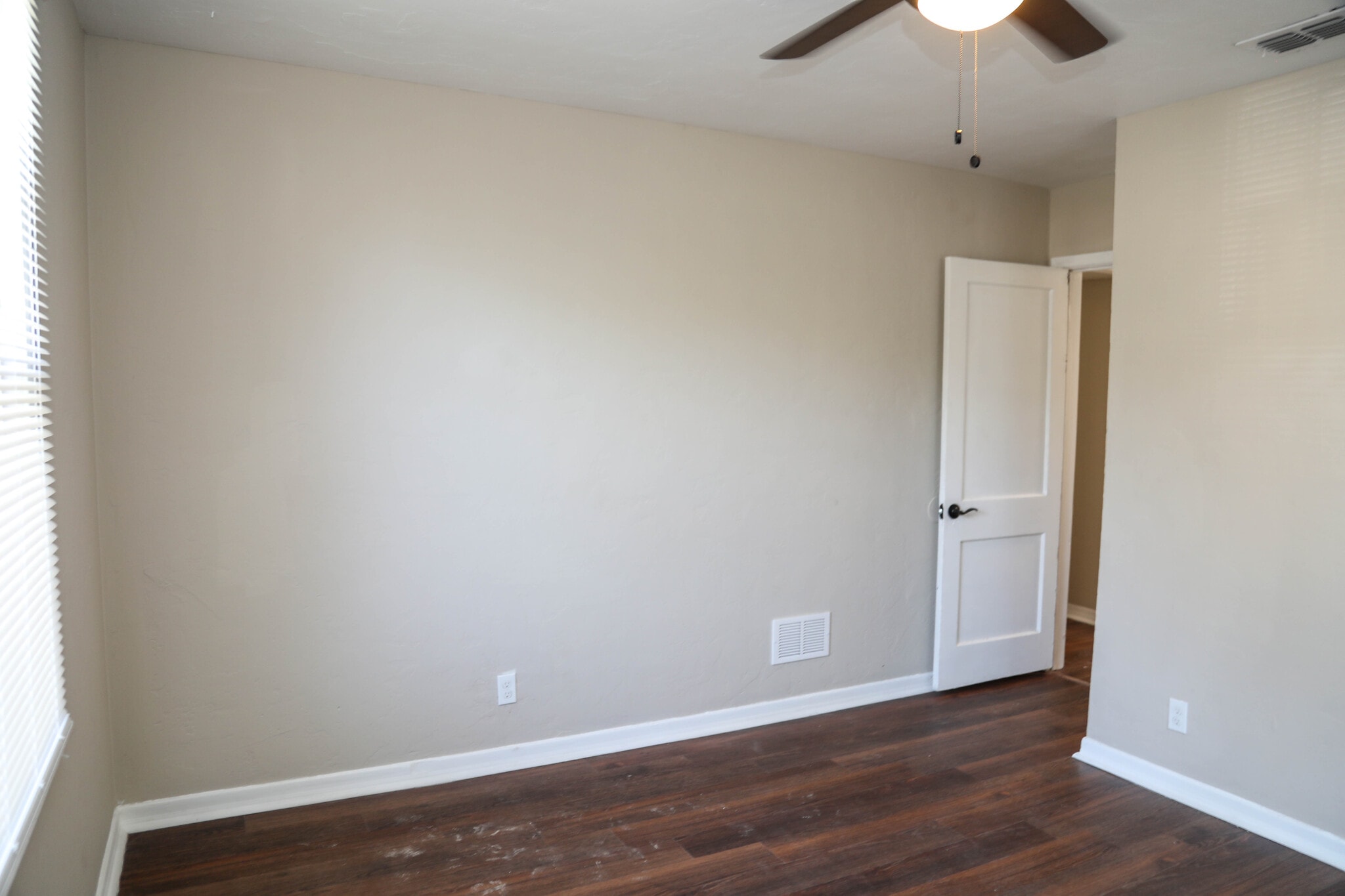 Building Photo - 1831 Bennett St