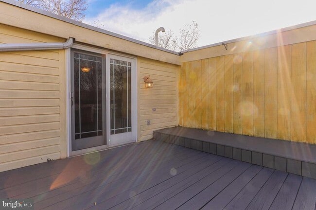 Building Photo - 1019 N Monroe St