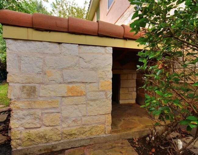 Building Photo - 3713 Broadwinged Hawk Cove