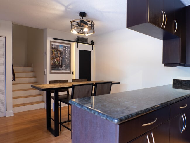 Building Photo - 3118 Spanish Wells Dr