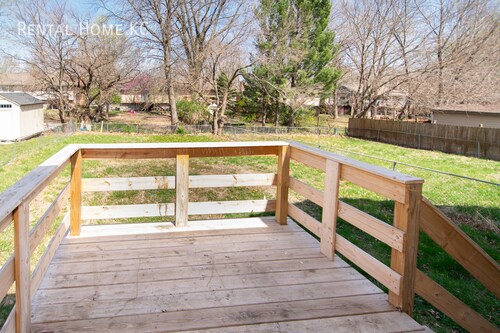 Building Photo - Just-remodeled 2-bedroom Split-Level duple...