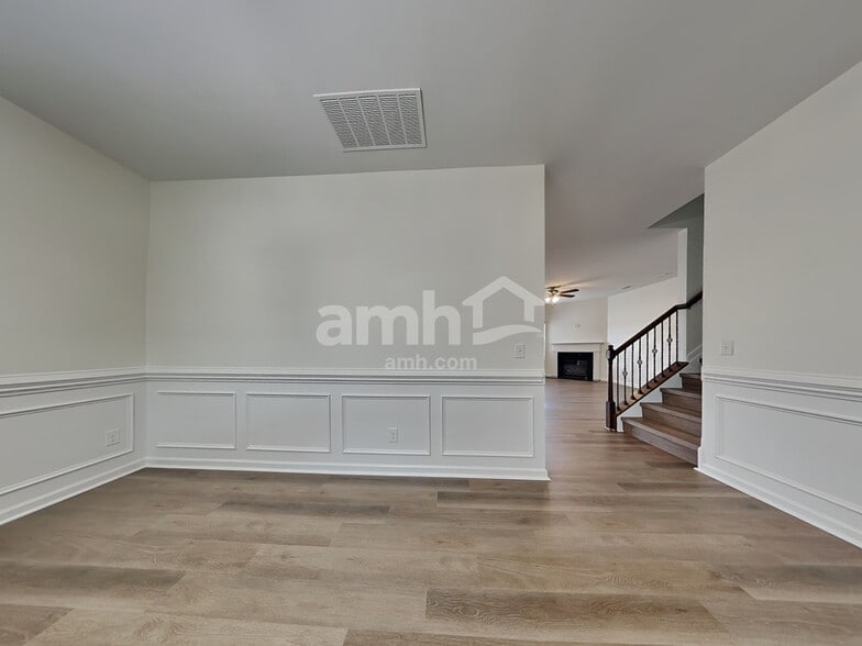 Building Photo - 15141 Taylor Ridge Ln