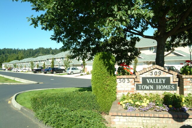 Primary Photo - Townhomes at Mountain View - Valley